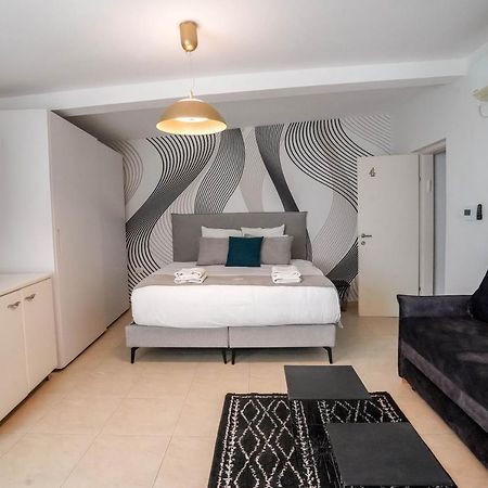 Yalarent Enorma Complex With Shared Heated Pool Leilighet Eilat Eksteriør bilde