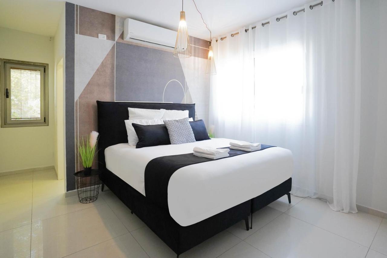 Yalarent Enorma Complex With Shared Heated Pool Leilighet Eilat Eksteriør bilde