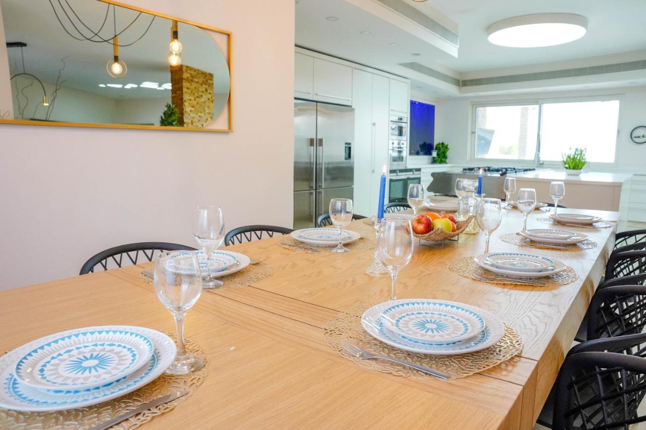Yalarent Enorma Complex With Shared Heated Pool Leilighet Eilat Eksteriør bilde