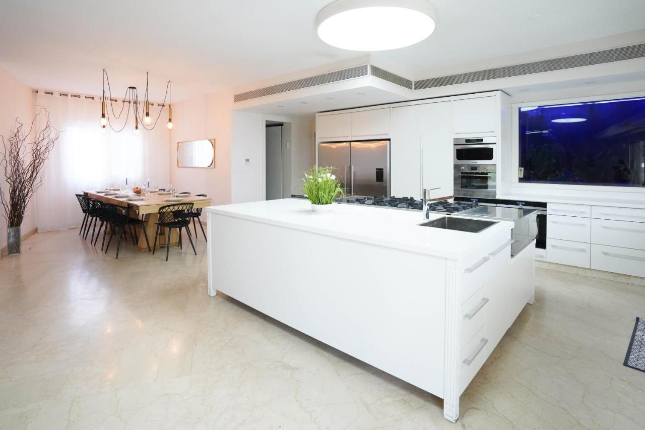 Yalarent Enorma Complex With Shared Heated Pool Leilighet Eilat Eksteriør bilde