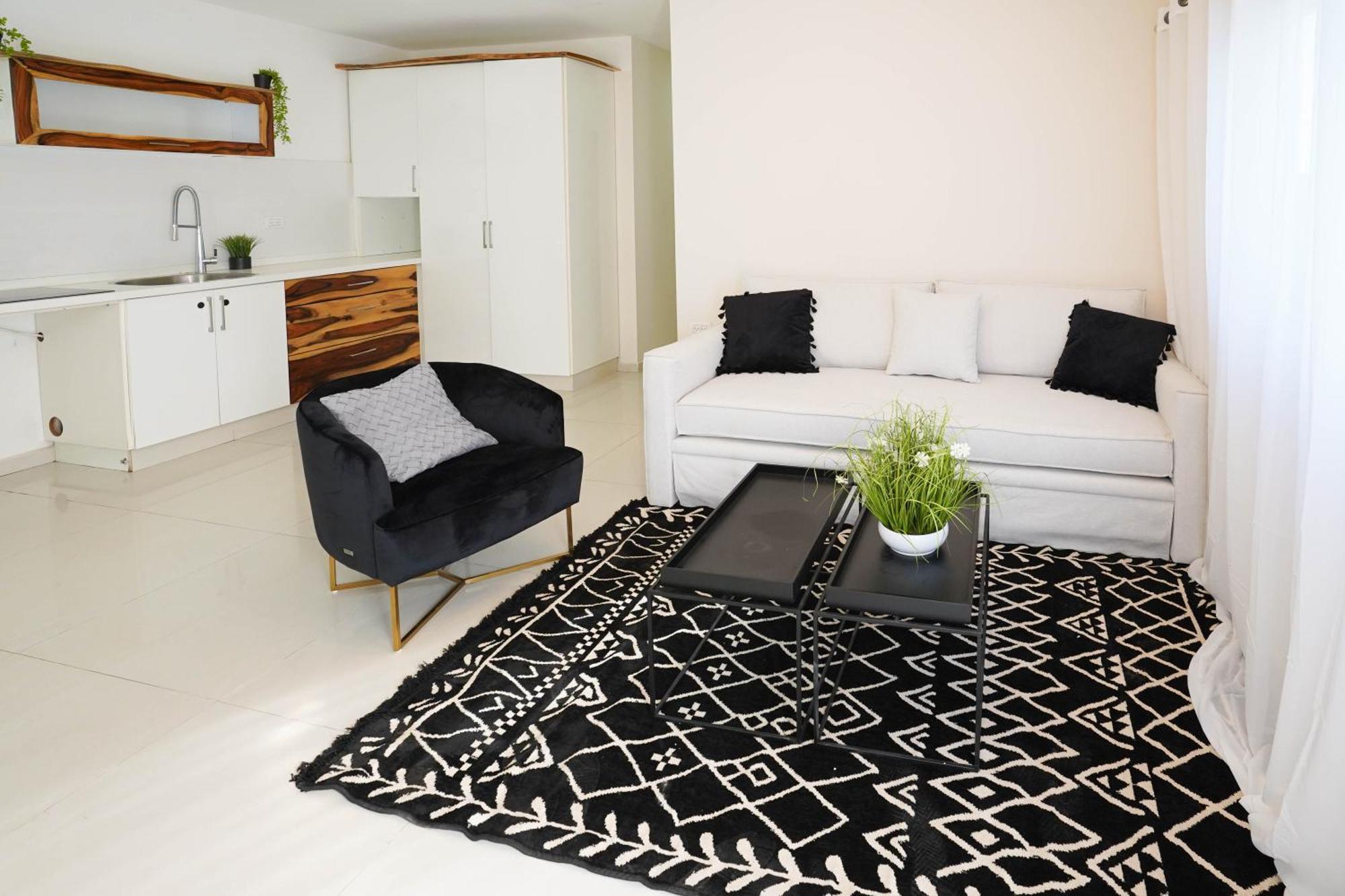 Yalarent Enorma Complex With Shared Heated Pool Leilighet Eilat Eksteriør bilde