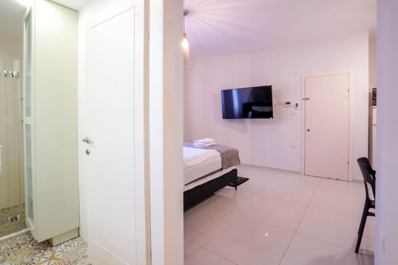 Yalarent Enorma Complex With Shared Heated Pool Leilighet Eilat Eksteriør bilde