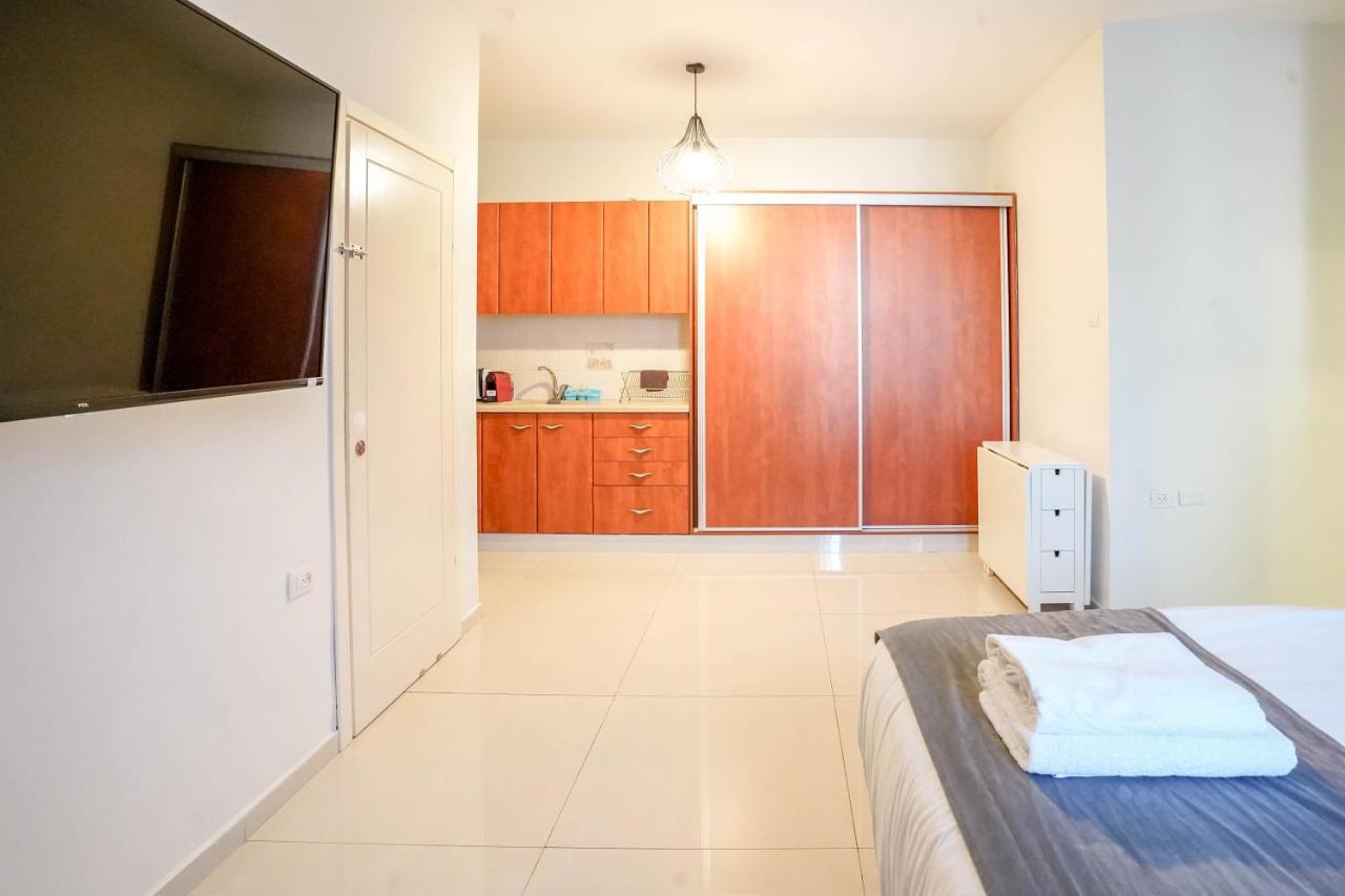 Yalarent Enorma Complex With Shared Heated Pool Leilighet Eilat Eksteriør bilde